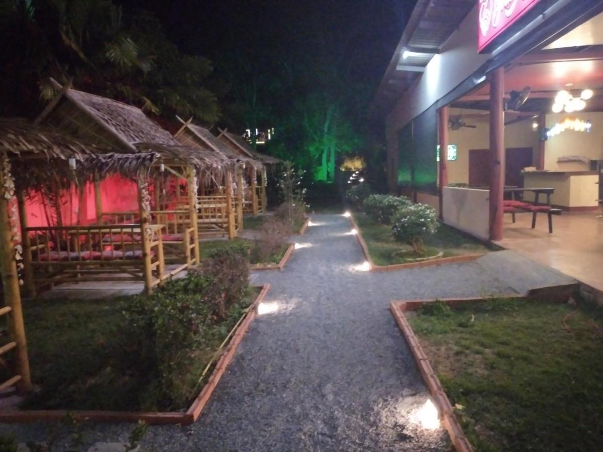 The Travelers Friend Hotel Ban Ai Dao Exterior photo