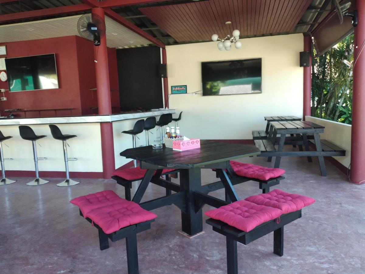The Travelers Friend Hotel Ban Ai Dao Exterior photo