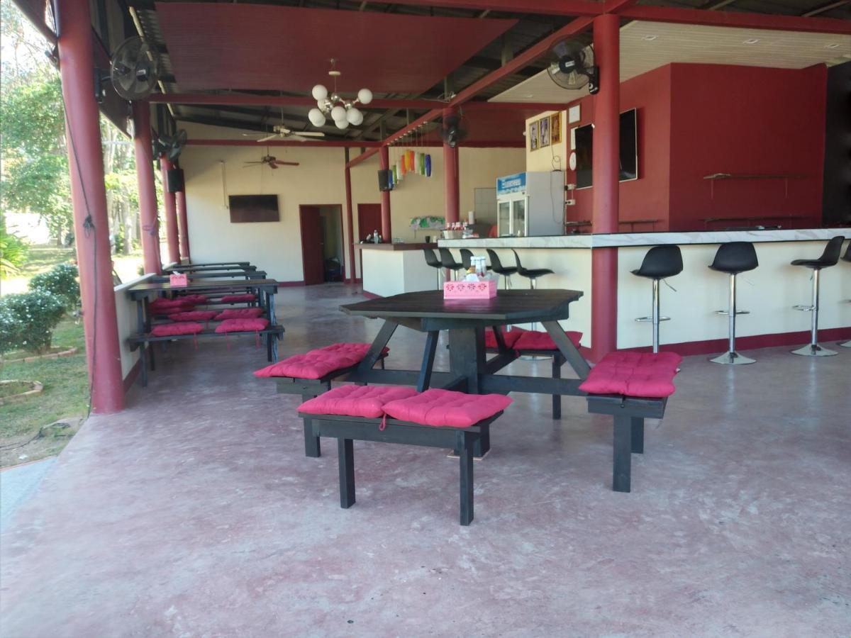 The Travelers Friend Hotel Ban Ai Dao Exterior photo