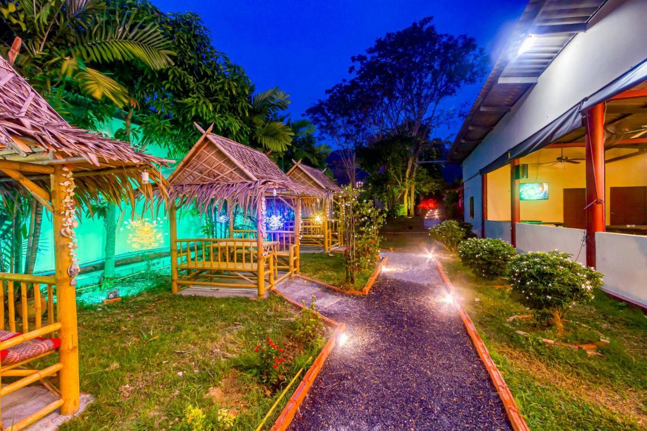 The Travelers Friend Hotel Ban Ai Dao Exterior photo