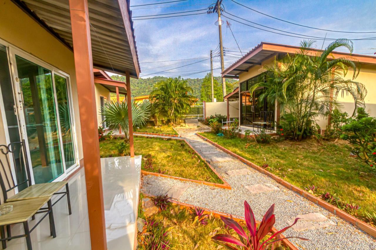 The Travelers Friend Hotel Ban Ai Dao Exterior photo