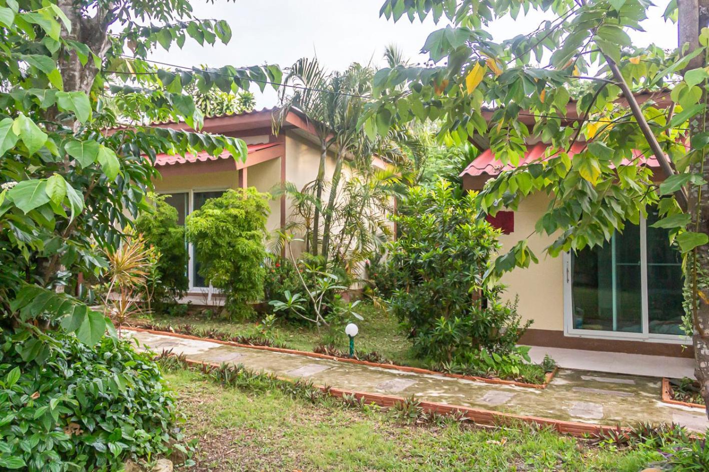 The Travelers Friend Hotel Ban Ai Dao Exterior photo